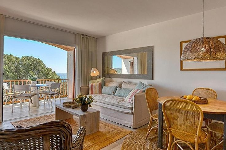 Appartement 2 chambres avec Piscine, Vues à la mer, Air conditionné, Wifi, Parking et jardin à Calella de Palafrugell - Location Vacances - Touristique