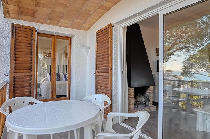 Appartement 2 chambres avec Piscine, Vues à la mer, Wifi, Parking et jardin à Calella de Palafrugell - Location Vacances - Touristique
