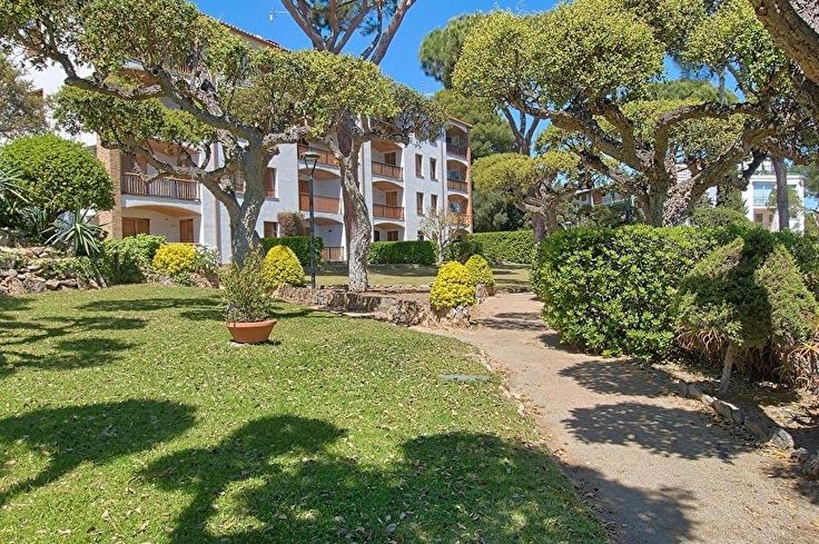 Appartement 2 chambres avec Piscine, Vues à la mer, Air conditionné, Wifi, Parking et jardin à Calella de Palafrugell - Location Vacances - Touristique