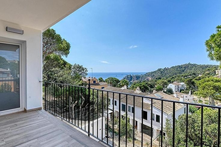 Appartement 3 chambres avec Piscine, Vues à la mer, Parking et jardin à Calella de Palafrugell - Location Vacances - Touristique