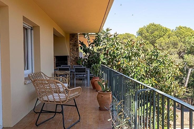 Appartement 4 chambres avec Piscine, Parking, Barbecue et jardin à Calella de Palafrugell - Location Vacances - Touristique