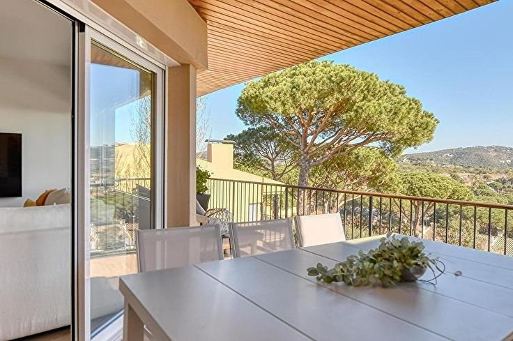 Appartement 4 chambres avec Piscine, Vues à la mer, Parking et jardin à Calella de Palafrugell - Location Saison