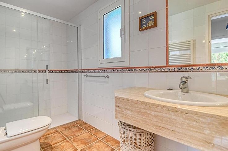 Maison jumelée 4 chambres avec Piscine et jardin à Llofriu - Location Vacances - Touristique