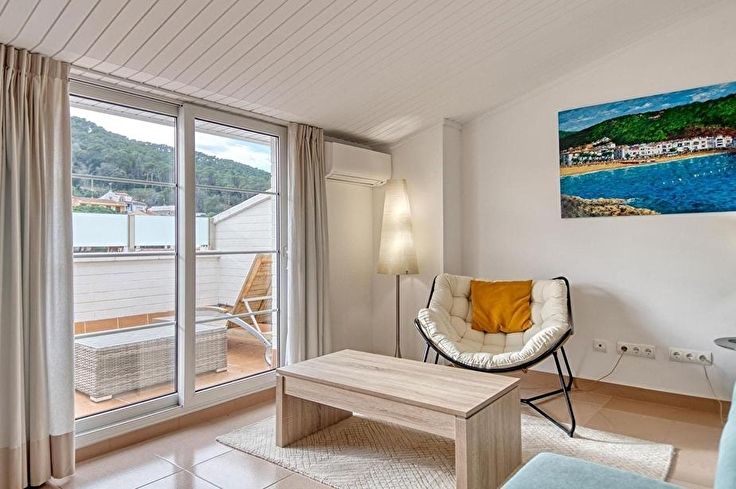 Maison mitoyenne 4 chambres à Tamariu - Location Saison