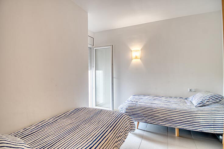 Appartement 2 chambres avec Piscine, Parking et jardin à Tamariu - Location Vacances - Touristique