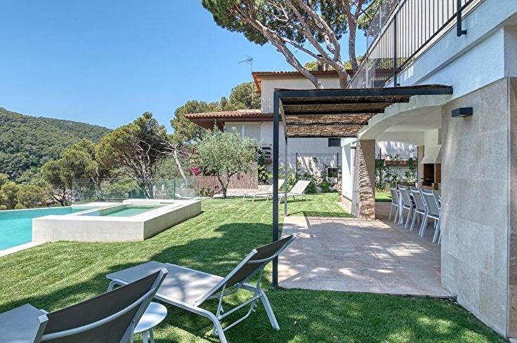 Maison individuelle 6 chambres avec Wifi à Tamariu - Location Vacances - Touristique