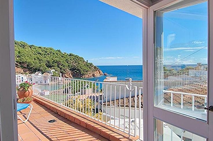 Maison 3 chambres avec Vues à la mer, Wifi et Parking à Tamariu - Location Vacances - Touristique