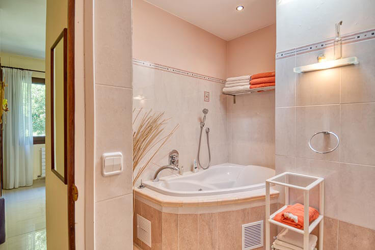 Appartement 3 chambres avec Piscine, Vues à la mer, Parking et jardin à Tamariu - Location Saison