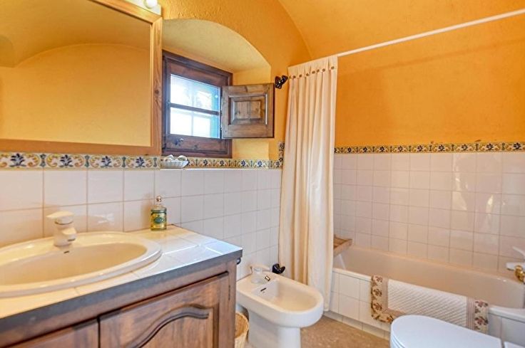 Ferme 6 chambres avec jardin à Mont-ras - Location Saison