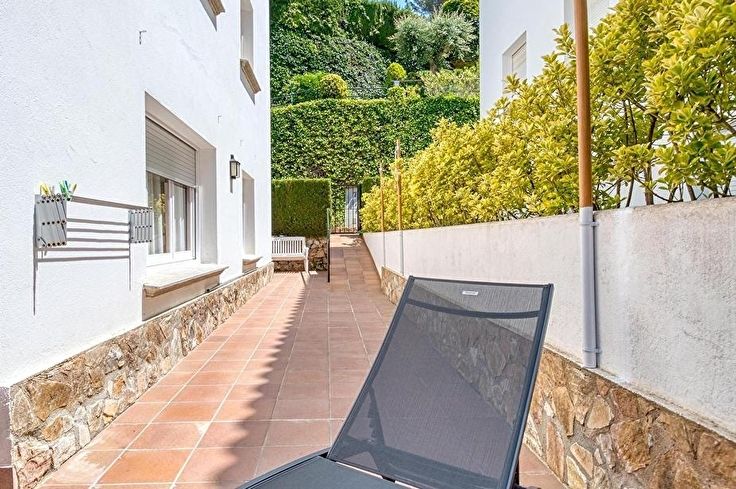 Appartement 3 chambres avec Piscine, Parking et jardin à Tamariu - Acheter - vendre