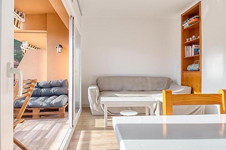 Appartement 2 chambres avec Piscine, Vues à la mer, Parking et jardin à Tamariu - Acheter - vendre