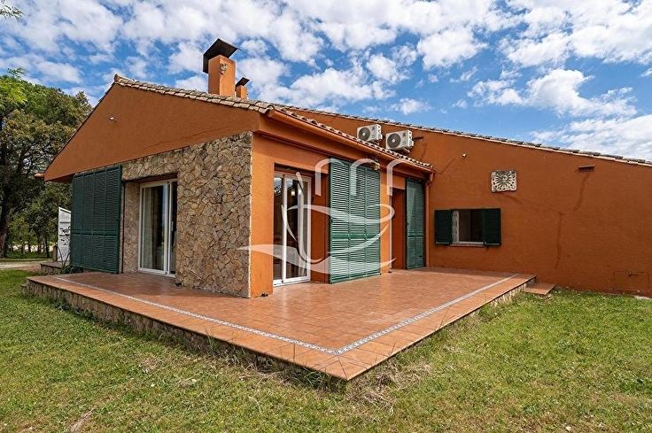 Chalet 6 chambres avec Piscine et jardin à Llagostera - Acheter - vendre