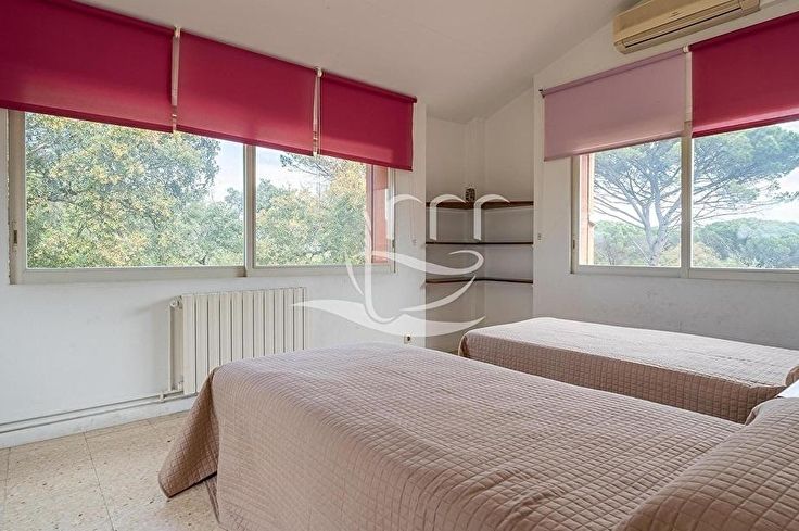 Chalet 6 chambres avec Piscine et jardin à Llagostera - Acheter - vendre