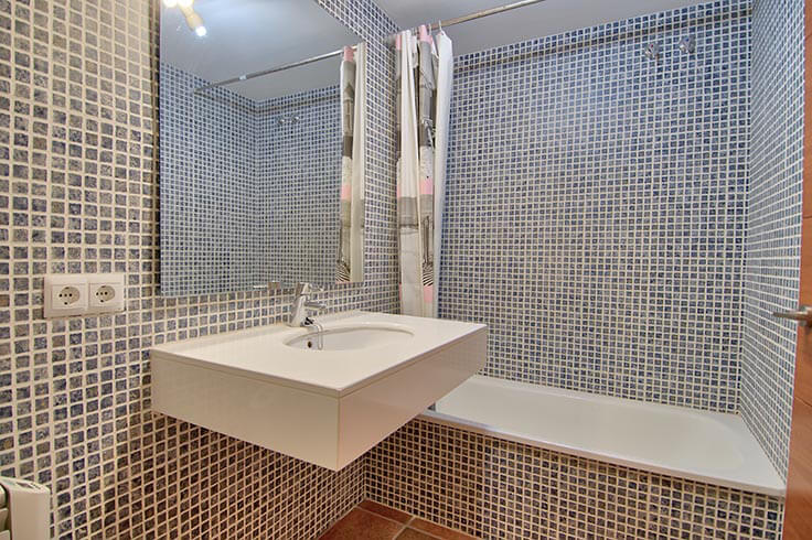 Appartement 1 chambre à coucher avec Piscine et jardin à Mont-ras - Acheter - vendre