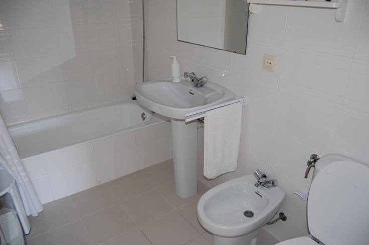 Maison jumelée 3 chambres avec Piscine, Vues à la mer, Parking et jardin à Tamariu - Acheter - vendre