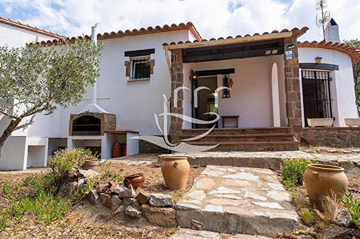 Maison individuelle 3 chambres avec Air conditionné à Begur - Acheter - vendre