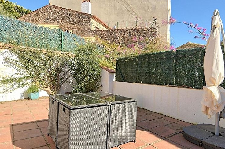Maison de ville 2 chambres avec jardin à Begur - Acheter - vendre