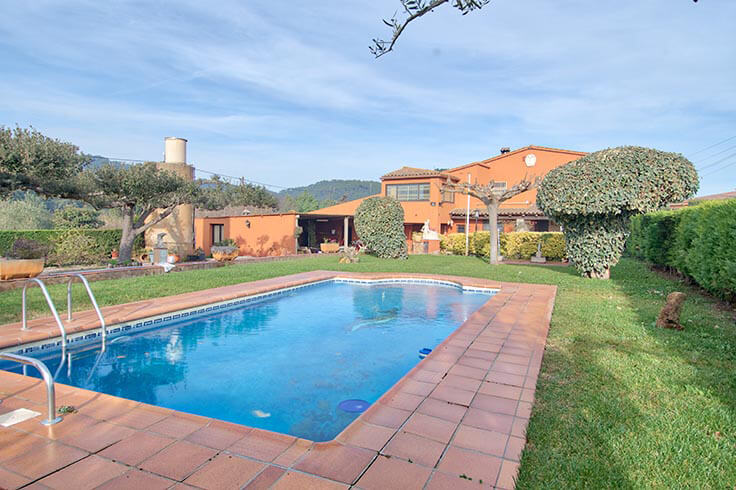 Ferme 3 chambres avec Piscine et jardin à Mont-ras - Acheter - vendre