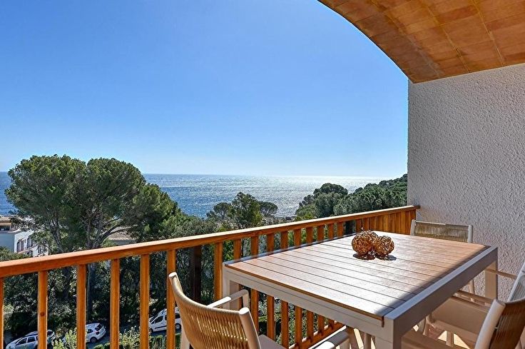 Appartement 2 chambres avec Piscine, Vues à la mer, Wifi, Parking et jardin à Calella de Palafrugell - Location Vacances - Touristique