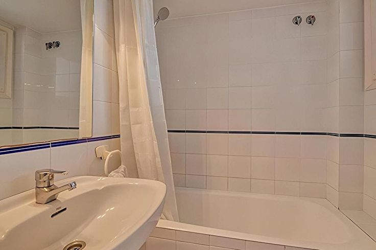 Appartement 1 chambre à coucher avec Vues à la mer, Wifi, Parking et jardin à Calella de Palafrugell - Location Vacances - Touristique