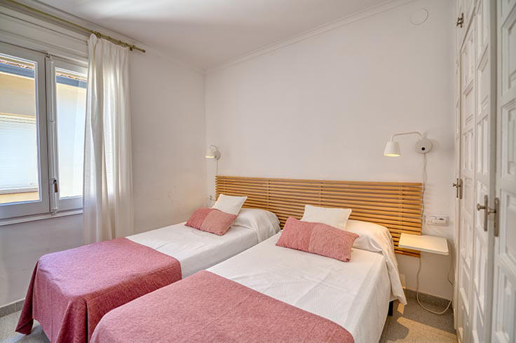 Appartement 3 chambres avec Piscine, Wifi, Parking et jardin à Llafranc - Location Vacances - Touristique
