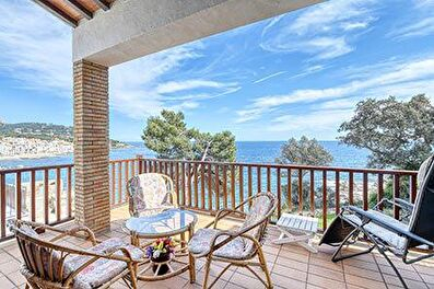 House with Sea views in Calella de Palafrugell - Buy - For sale