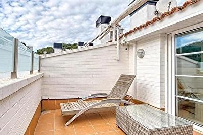 Semi detatched house with Parking in Tamariu - Buy - For sale