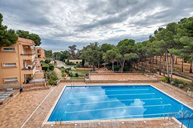 Apartment with Pool, Parking and garden in Tamariu - Buy - For sale