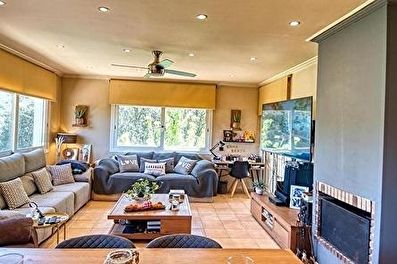 Individual house with garden in Begur - Buy - For sale