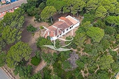 Individual house with Air-conditioning in Begur - Buy - For sale