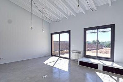 Paired house with Pool, Parking and garden in Vilopriu - Buy - For sale