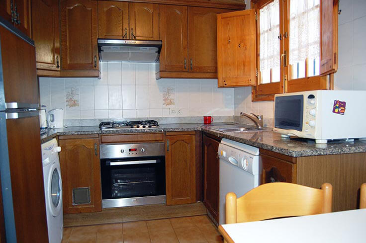 Paired house with Pool and Sea views in PALAFRUGELL - Buy and sell