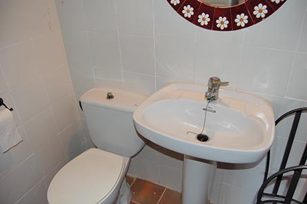 Paired house with Pool and Sea views in Begur - Buy and sell