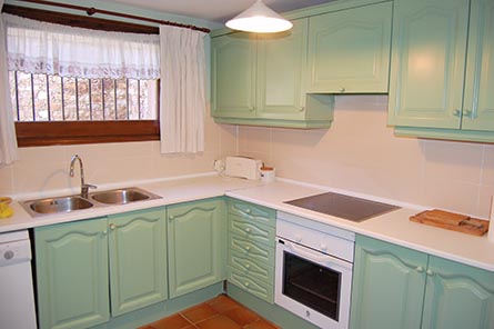 Paired house with Pool and Sea views in Begur - Buy and sell