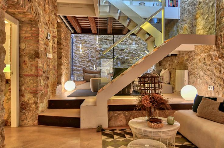 Stone house in Pals - Buy and sell