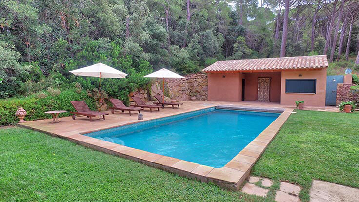 Farmhouse with Pool, Air-conditioning and Barbecue in Pals