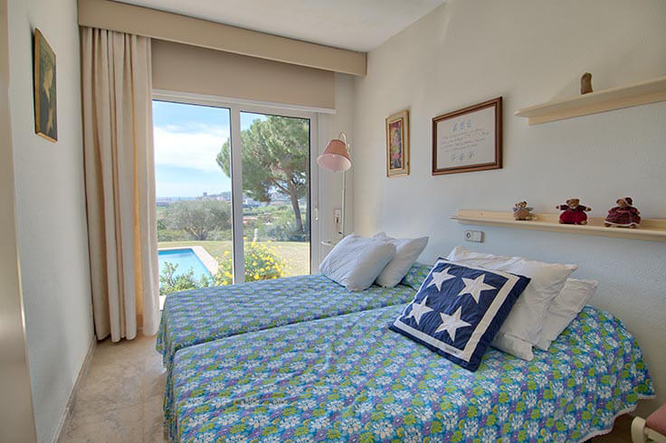 House with Pool, Sea views and Parking in Calonge - Buy and sell