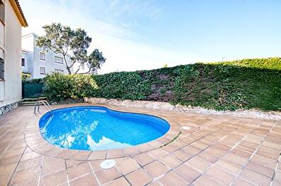 Apartment with Pool in Calella de Palafrugell - Rent Seasonal