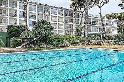 Apartment with Pool, Parking and garden in Calella de Palafrugell - Rent Seasonal