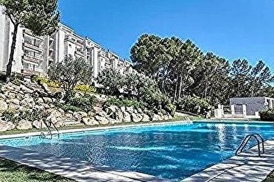 Apartment with Pool, Parking and garden in EsclanyÃ  - Rent Tourist
