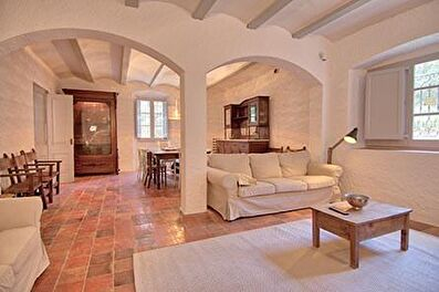 Farmhouse with Pool and garden in Llofriu - Rent Vacation