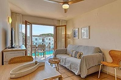Apartment with Pool, Wifi and garden in Calella de Palafrugell - Rent Vacation