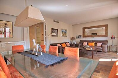 Flat with Wifi and Parking in Barcelona - Rent Tourist