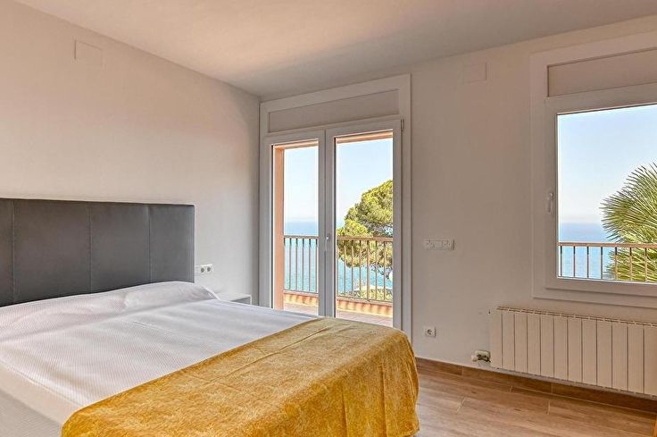 Apartment 3 bedrooms with Sea views, Air-conditioning and Wifi in Llafranc - Rent Seasonal