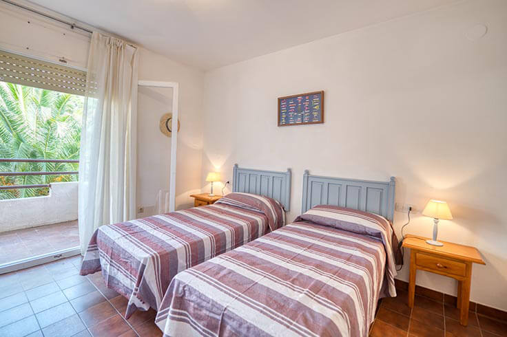 Apartment 4 bedrooms with Pool, Parking and garden in Calella de Palafrugell - Rent Seasonal