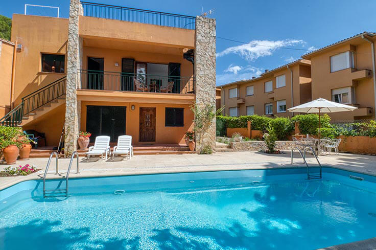 Apartment 3 bedrooms with Pool, Wifi, Parking and garden in Calella de Palafrugell - Rent Vacation - Tourist