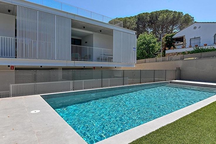 Apartment 3 bedrooms with Pool, Wifi, Parking and garden in Calella de Palafrugell - Rent Seasonal