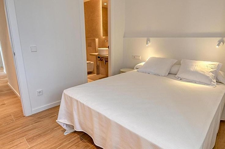 Penthouse 3 bedrooms with Pool, Wifi, Parking and garden in Calella de Palafrugell - Rent Seasonal