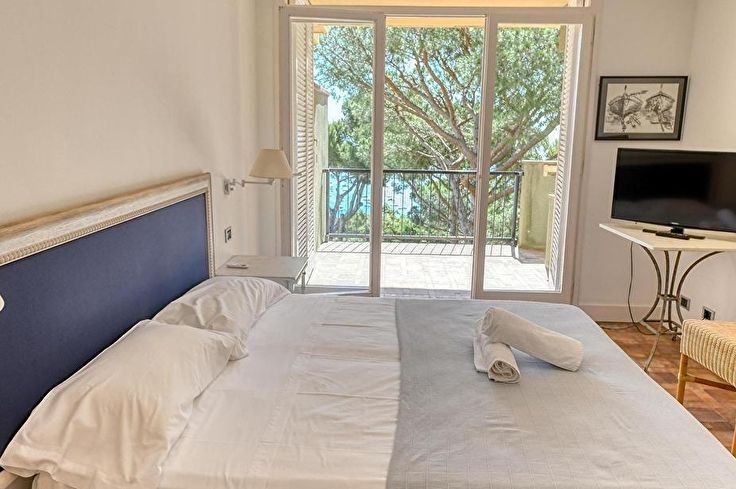 Apartment 3 bedrooms with Pool, Sea views and garden in Calella de Palafrugell - Rent Vacation - Tourist