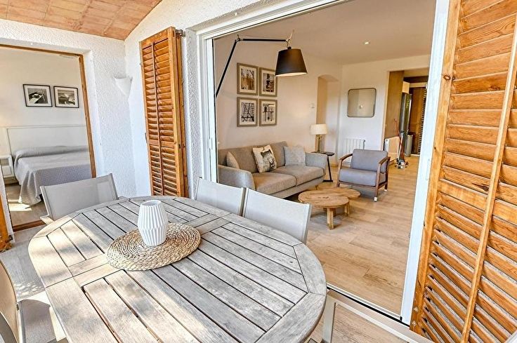 Apartment 3 bedrooms with Pool, Air-conditioning, Wifi, Parking and garden in Calella de Palafrugell - Rent Vacation - Tourist